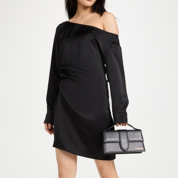 WAYF Off the Shoulder Dress - Picture 2 of 4
